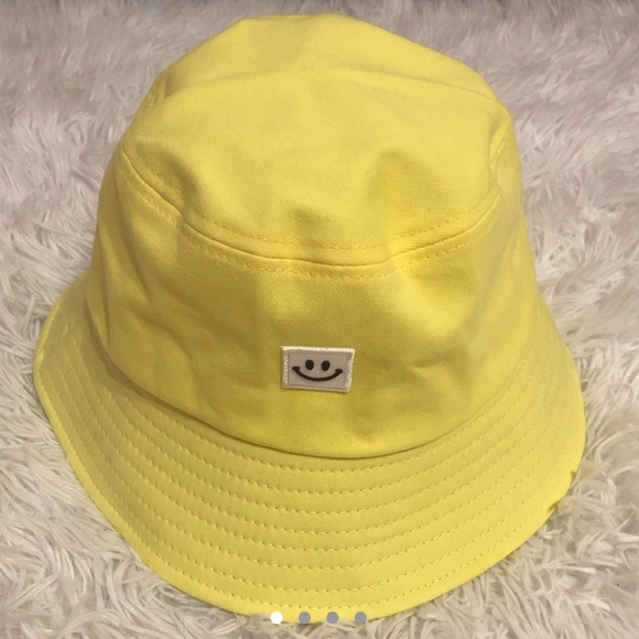 Yellow Smiley Face Bucket Hat | Poshmark